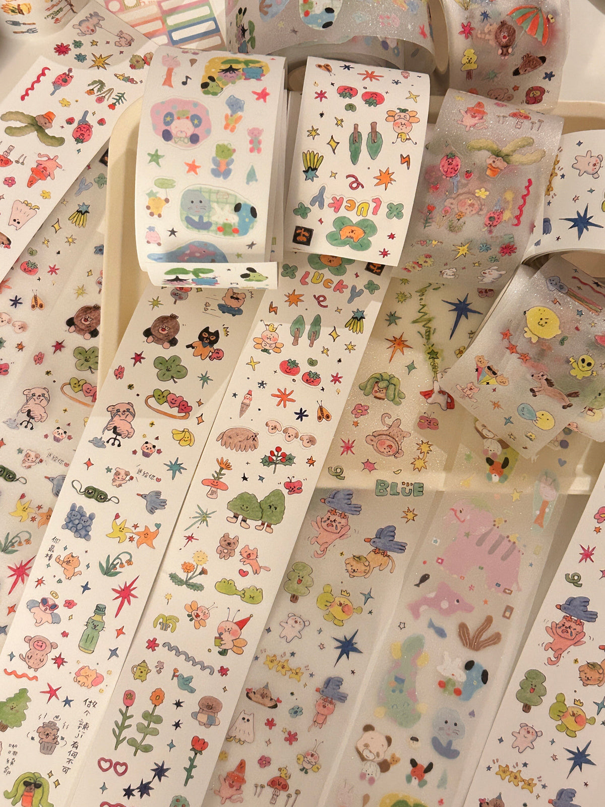 「Chillなものがたり」ほか 4デザイン 2素材 ロールシール